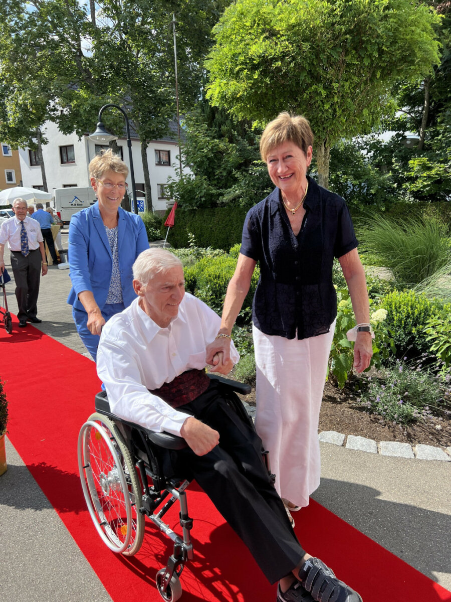 Roter Teppich für einzigartiges Chorprojekt „BeneVit singt!“