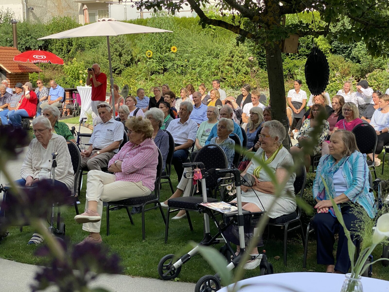 Roter Teppich für einzigartiges Chorprojekt „BeneVit singt!“