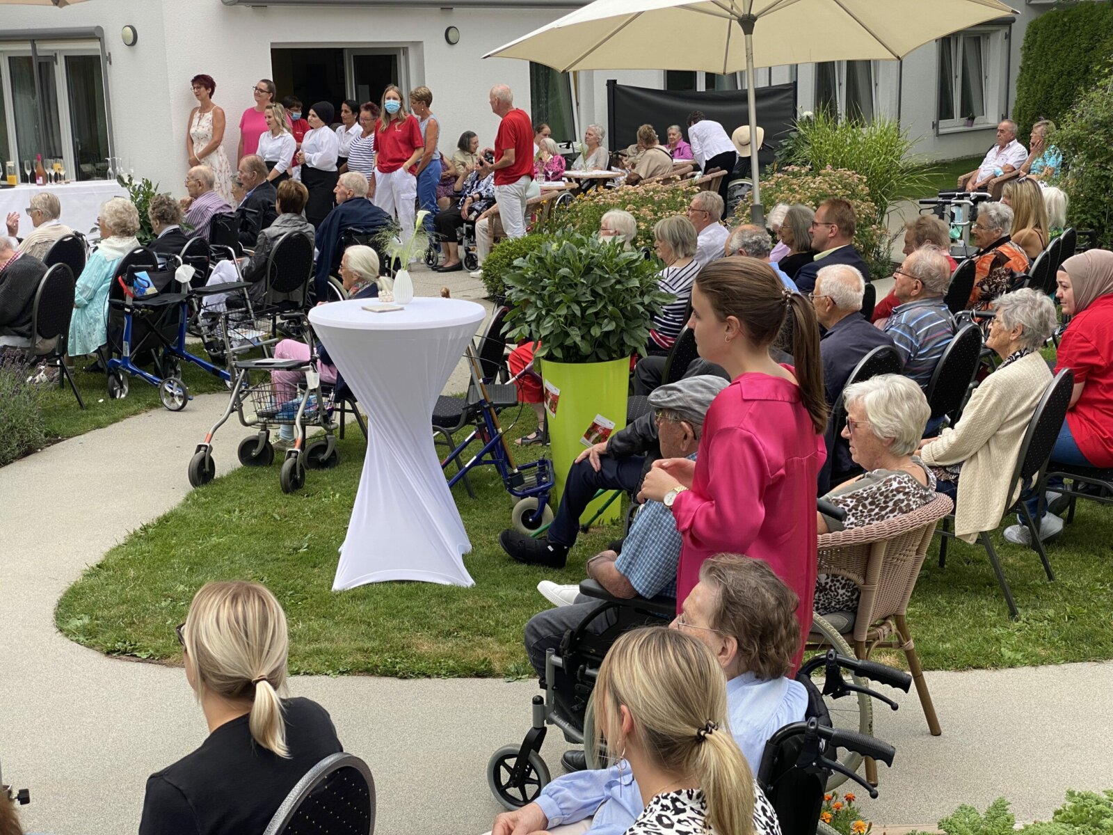 Roter Teppich für einzigartiges Chorprojekt „BeneVit singt!“