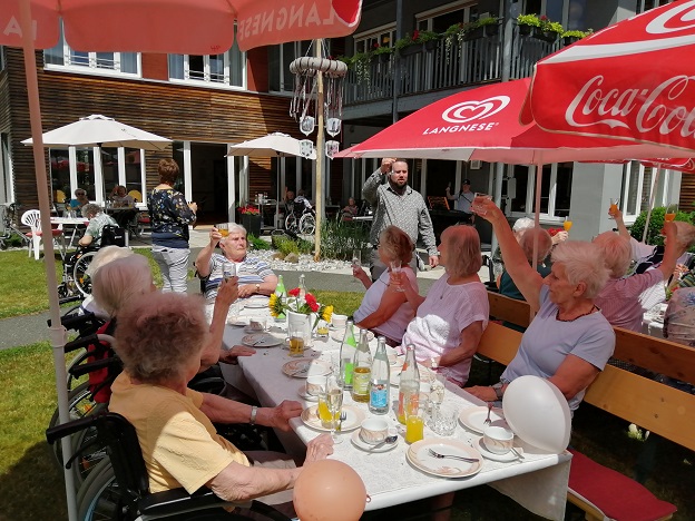 Haus Perlenbach öffnet seine Türen für Alt und Jung