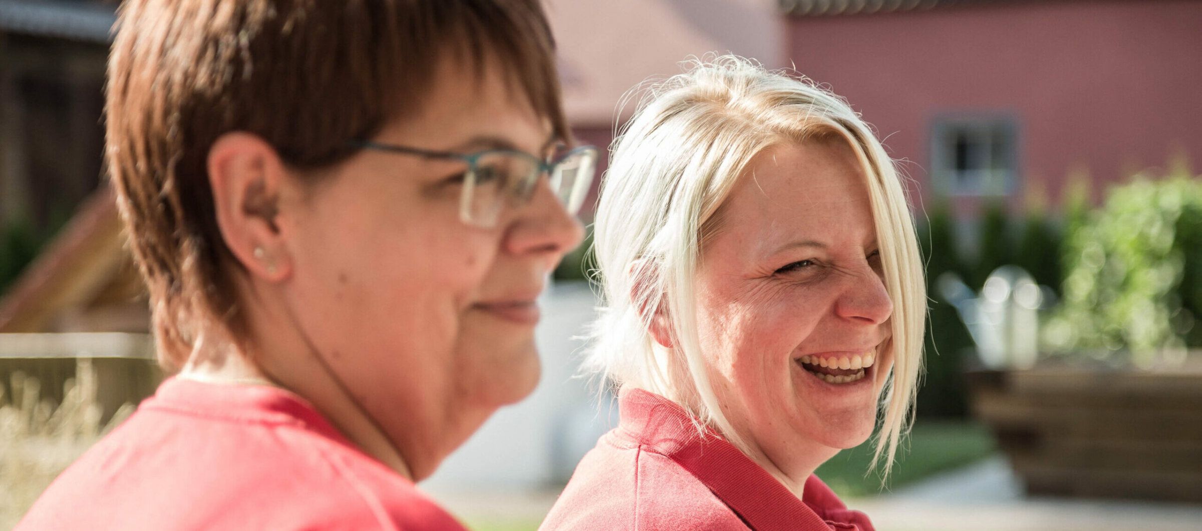 BeneVit Mitarbeiterinnen lachen